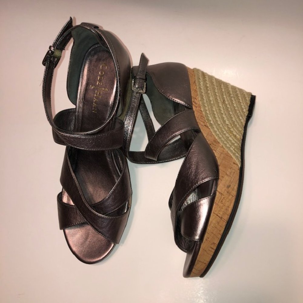 Sz 8 Cole Haan Air Marisa Silver Gunsmoke Wedge Sandals NWOT - Picture 6 of 16